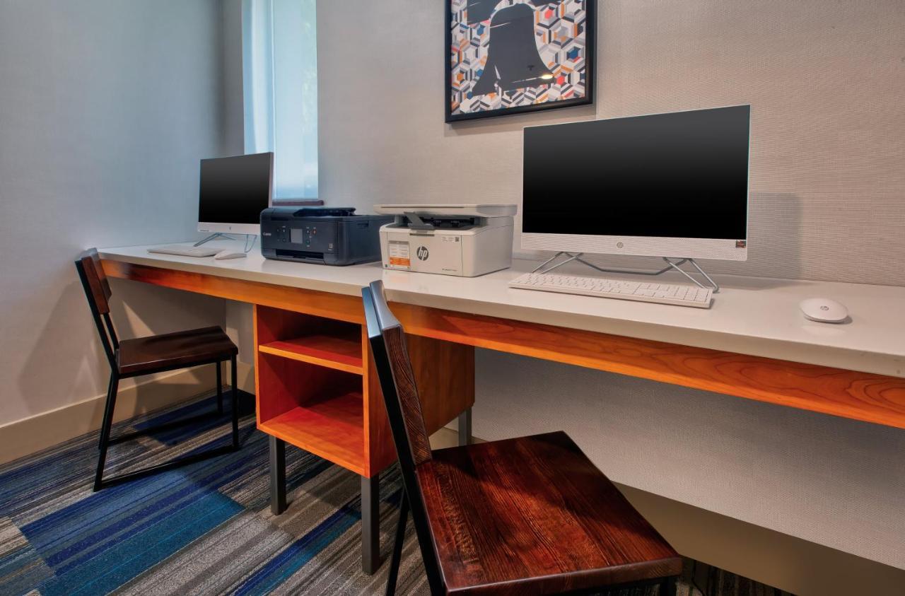Holiday Inn Express Philadelphia-Midtown By Ihg Экстерьер фото