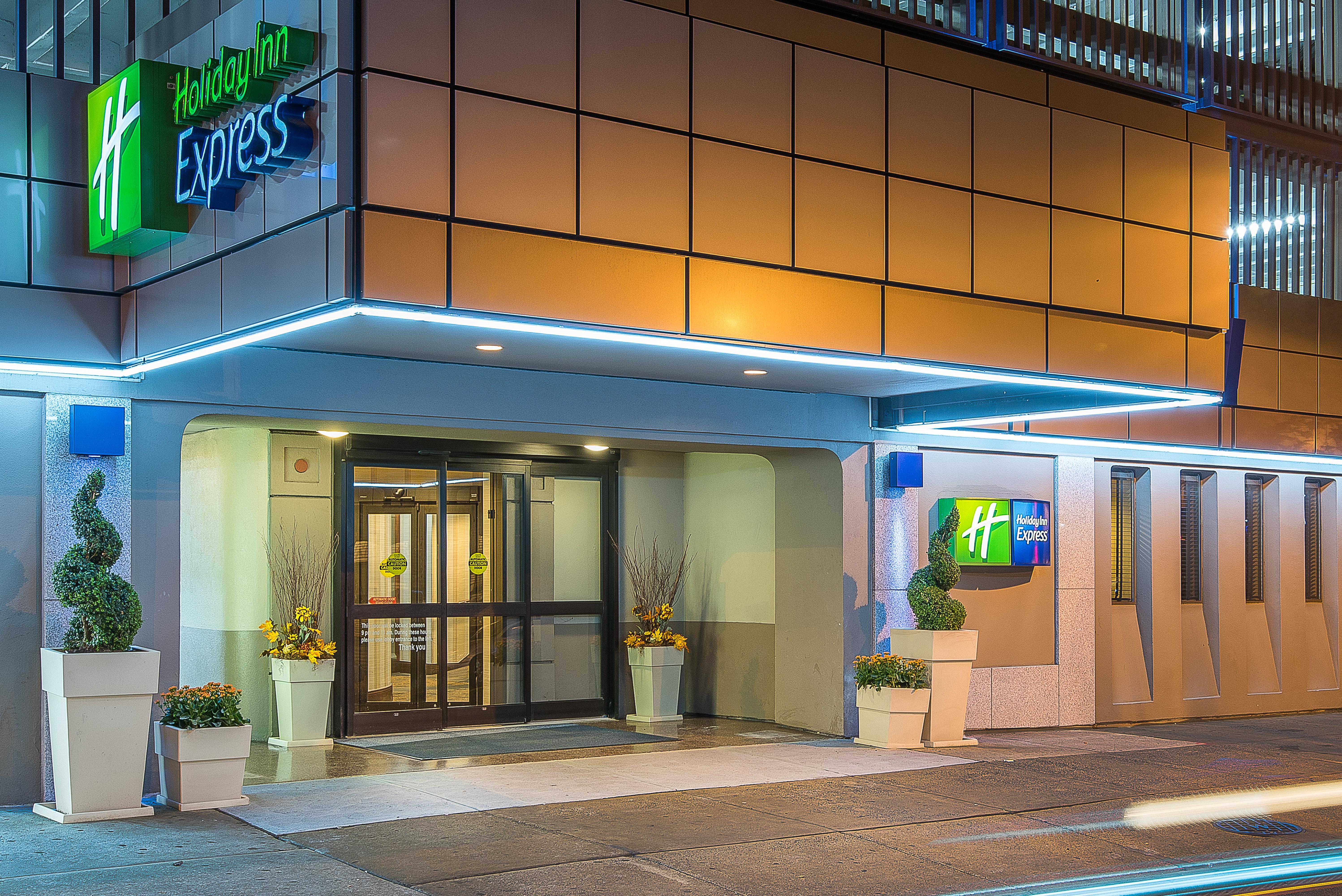 Holiday Inn Express Philadelphia-Midtown By Ihg Экстерьер фото