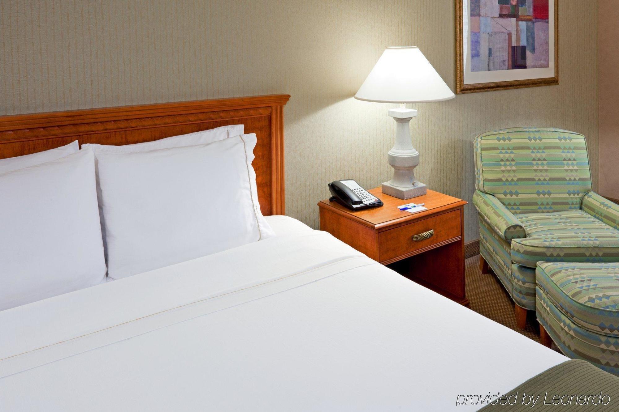 Holiday Inn Express Philadelphia-Midtown By Ihg Экстерьер фото